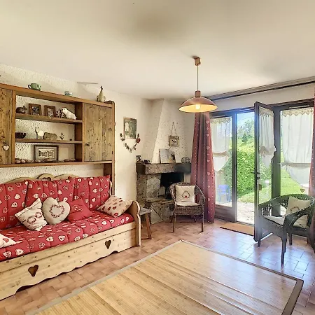 De 25m² Au Pied Des Pistes Avec Kitchenette, Terrasse Et Casier A Skis - Fr-1-560-57 Daire *